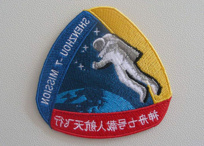 神舟7号载人航天飞翔人物标