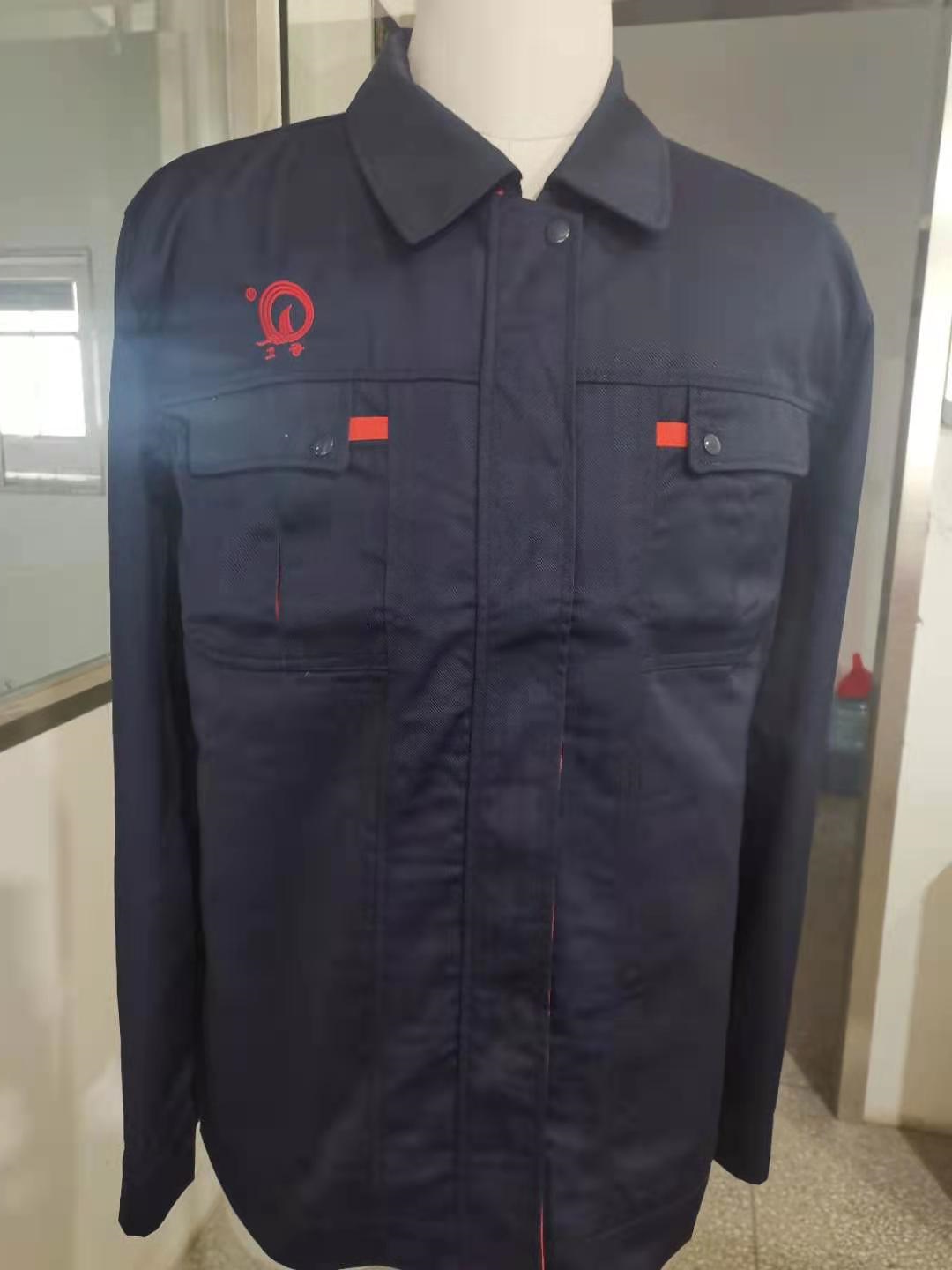 奇立活塞工作服定做样衣展示(图1)