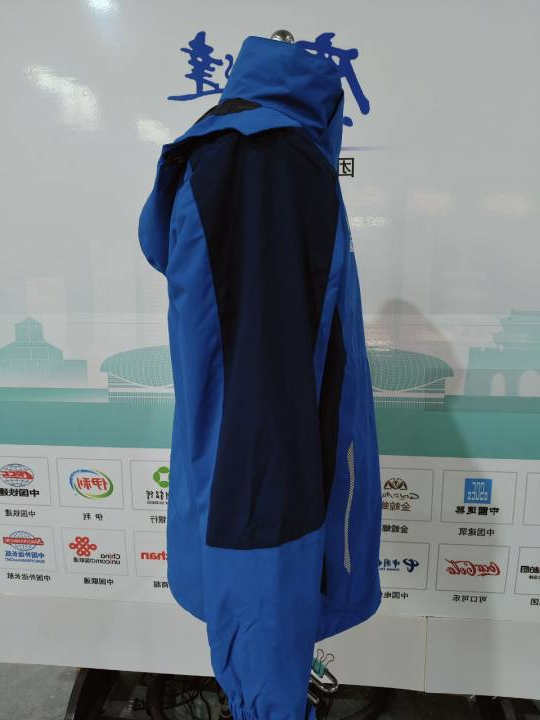 昆山市玉山镇涌泉水厂工作服(图3)