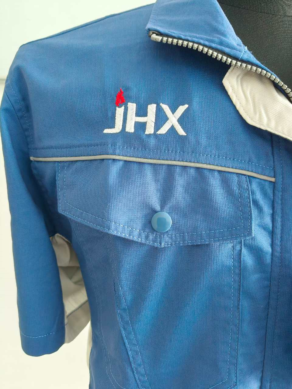 新航涂布光电工作服(图2)